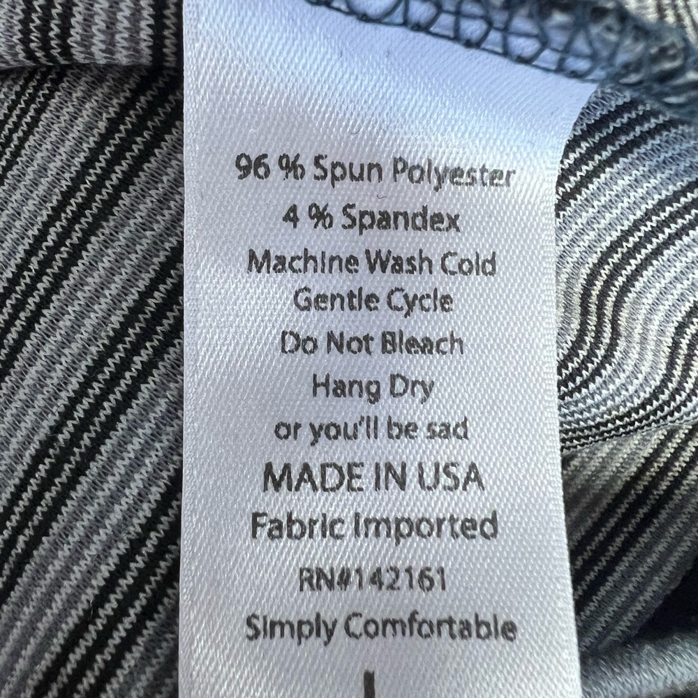 LuLaRoe Cassie Pencil Skirt L Black Gray Striped Made in USA Stretch - Picture 4 of 4